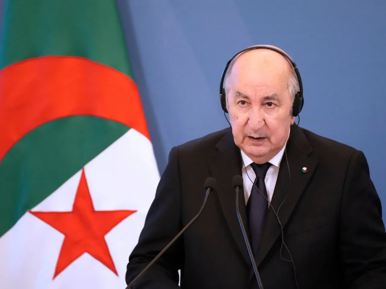 Algeria Cuts Diplomatic Ties with UAE Over "Hostile" Actions