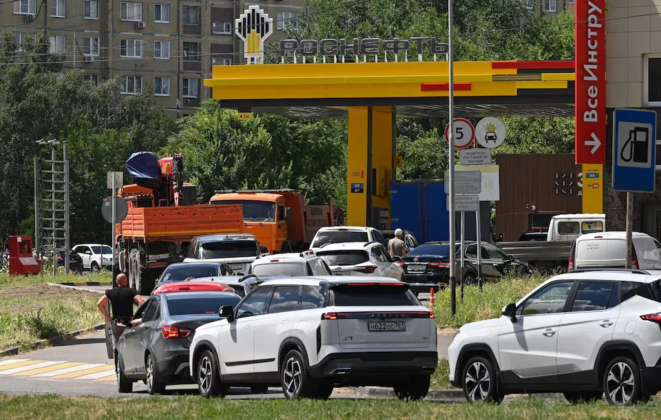 Fuel Shortages Spread Across Southern Russia as Ukrainian Attacks Disrupt Supplies