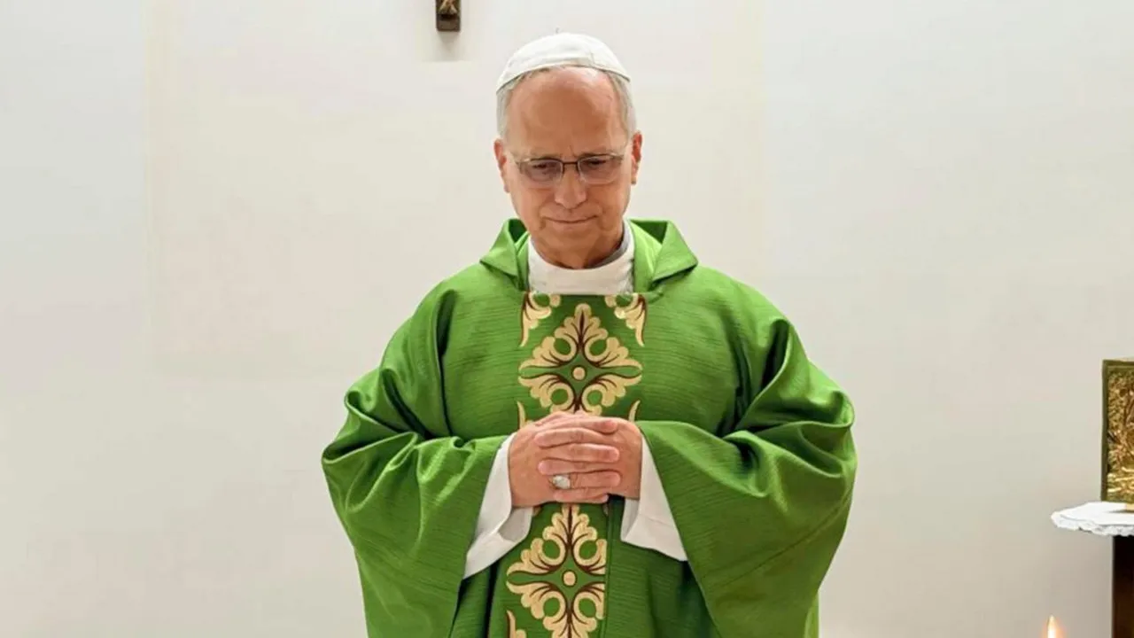 Pope Leo XIV to make first public appearance Sunday after lung cancer surgery