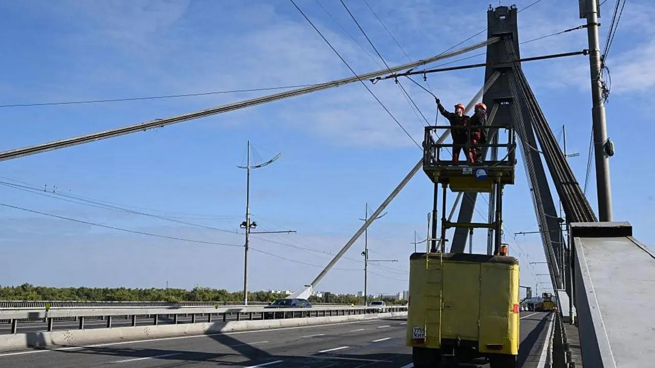 Russia Strikes Second Major Kyiv Bridge Across the Dnipro in Escalating Infrastructure Campaign