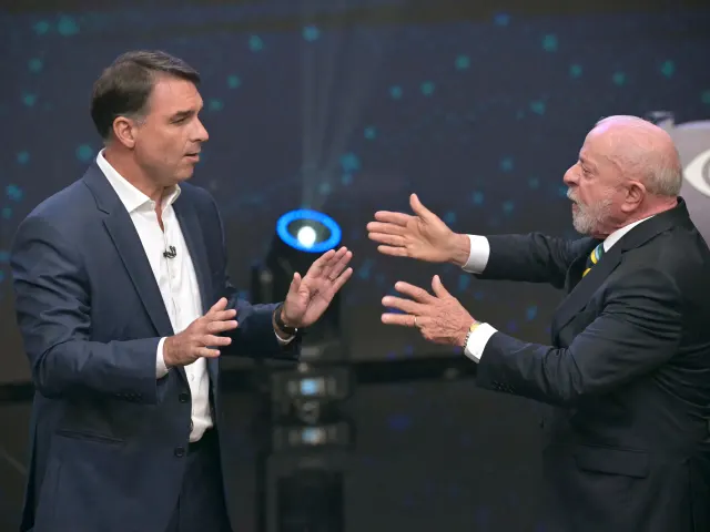 Brazil's Lula and Flavio Bolsonaro Trade Blows in Fiery First Run-Off Debate