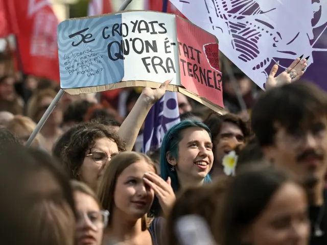 French Students Set Schools Ablaze in Nationwide Protests Over Education Conditions