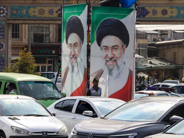Iran's IRGC Announces Offensive Military Doctrine as Regional Tensions Escalate