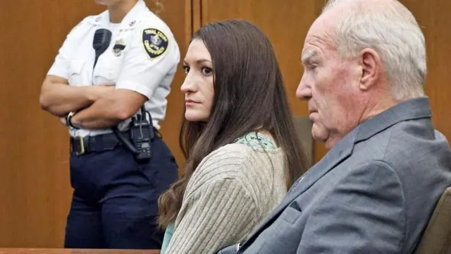 Judge declares mistrial in Lindsay Clancy children's murder case after jury deadlocks