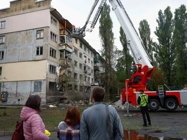 Russian Strikes Kill Three in Ukraine as Zelenskyy Attends UN General Assembly