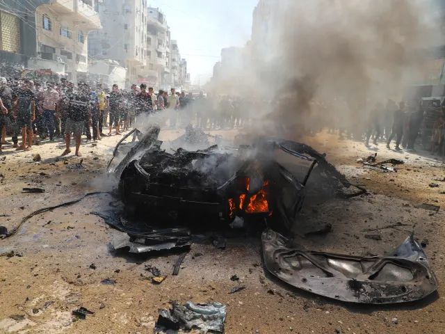 Israeli Attacks on Gaza Kill at Least Four, Including Children