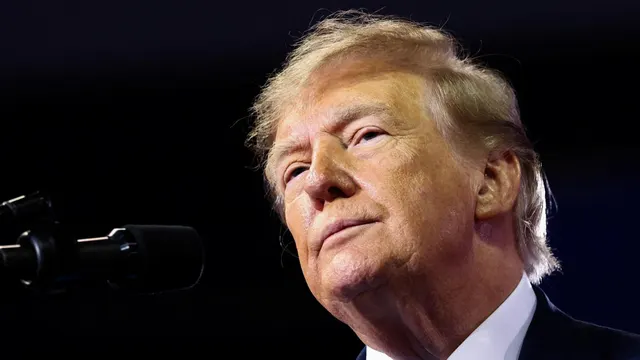 Trump Suspends Russia Sanctions to Keep Moscow at Negotiating Table, Blasts Zelensky